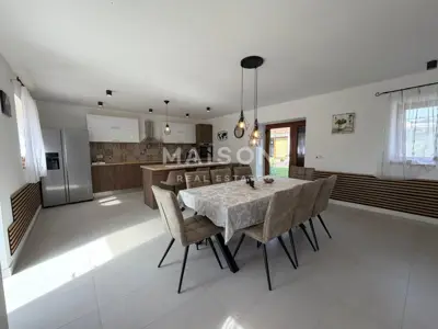 Haus 226 m², Svetvinčenat - Pool und großzügiger Gartenbereich - 11
