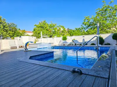 Dvojna vila 270 m², Krk - bazen, sauna i jacuzzi - 14