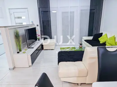 Dvojna vila 270 m², Krk - bazen, sauna i jacuzzi - 16