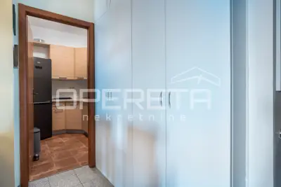 Stan 58 m², Trešnjevka - Sjever, balkon i spremište - 14