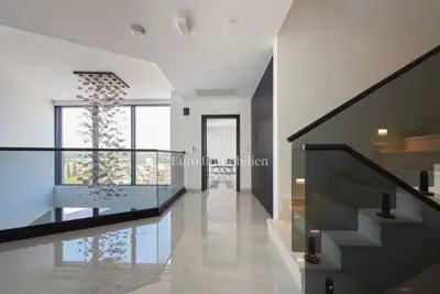 Vila 370 m², Čiovo - grijani bazen i vrt - 10