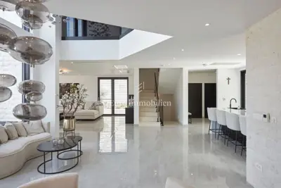 Vila 370 m², Čiovo - grijani bazen i vrt - 3