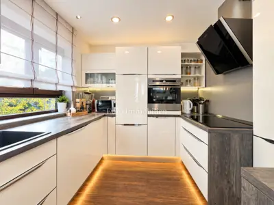 Wohnung 118,6 m², Stari Pazin - 3 Zimmer, Terrasse und Loggia - 3