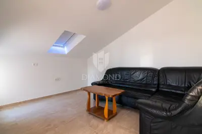 Apartment 80 m², Njivice on the island of Krk, sea view - 12
