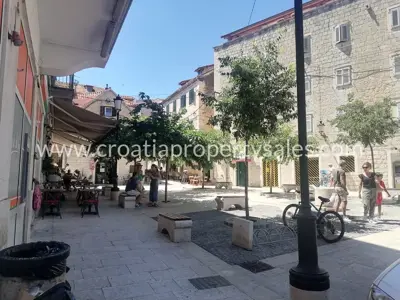 Apartment in Split, near the Riva, investment for tourism - 11
