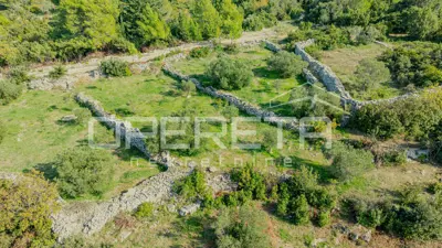 Poljoprivredno zemljište 3.050 m², Žrnovo - masline i mirna lokacija - 11