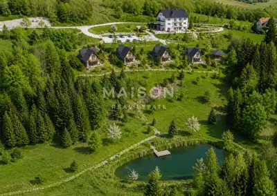 Land 30,000 m², Vrbovsko - along an asphalt road