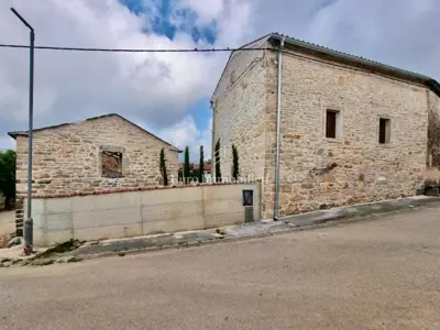 Haus 120 m², Žminj - Pool und Hof 684 m² - 3