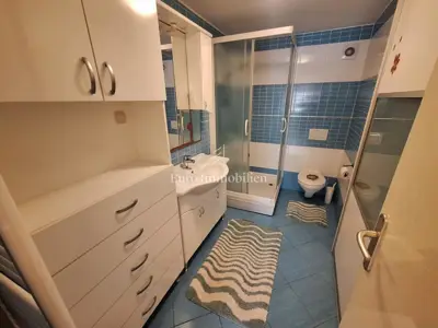 Trosoban stan za najam blizu centra - Omišalj - 9