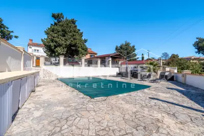 House 130 m², Divšići - peaceful surroundings and pool - 4