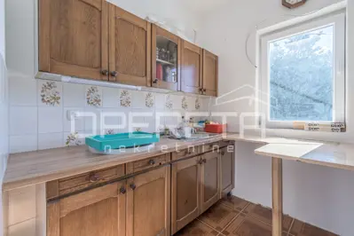 House 130 m², Divšići - peaceful surroundings and pool - 8