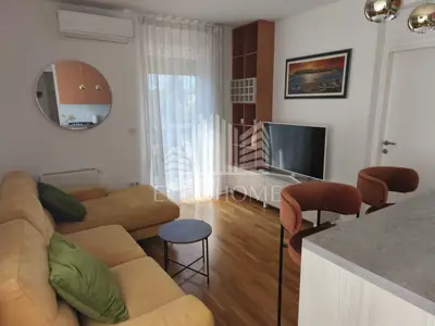 Wohnung 49 m², Rudeš, Neubau und Parkplatz