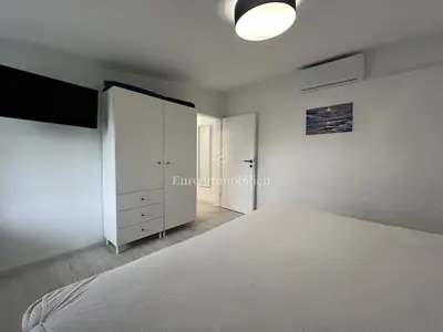 Apartmanska kuća 250 m², Bratuš - 30 m od mora - 21