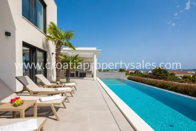 Kuća, Šibenik, 332 m², 1 499 000 € - 2