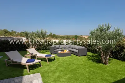 Kuća, Šibenik, 332 m², 1 499 000 € - 12