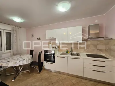 Wohnung 77 m², Rogoznica - 150 m vom Meer und Strand entfernt - 2
