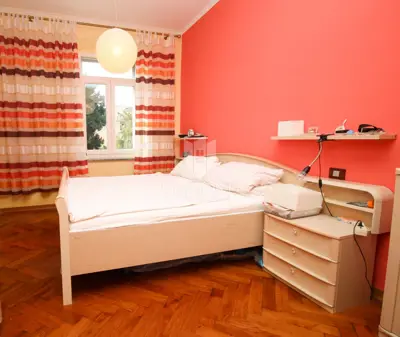 Pula, großzügige Wohnung in gefragter Lage - 10