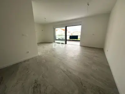 Wohnung 98 m², Vodice - 120 m vom Strand und Terrasse mit Meerblick - 3