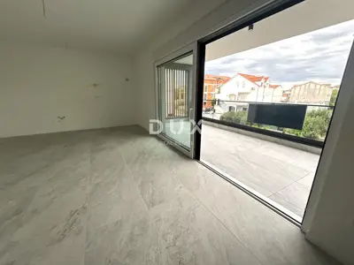 Wohnung 98 m², Vodice - 120 m vom Strand und Terrasse mit Meerblick - 2