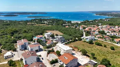 Apartment 55 m², Štinjan, Pula - yard and covered terrace - 14