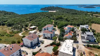 Apartment 55 m², Štinjan, Pula - yard and covered terrace - 9