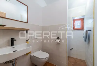 House 212 m², Buje - stone house in the center - 16