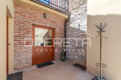 House 212 m², Buje - stone house in the center - 7