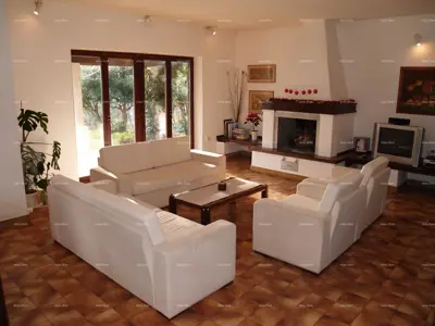 Kuća 350 m², Ližnjan - centar i mirna lokacija - 3