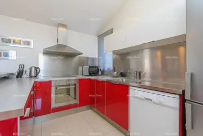 Kuća 350 m², Ližnjan - centar i mirna lokacija - 8