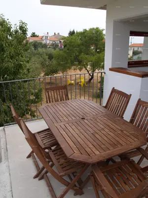 Kuća 350 m², Ližnjan - centar i mirna lokacija - 15