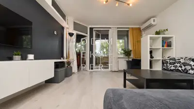 Dubec, Dubec, dvosoban stan s lođom 41 m²