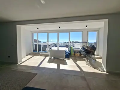 Penthouse 96 m², Pobri - Blick auf Kvarner und zwei Terrassen - 9