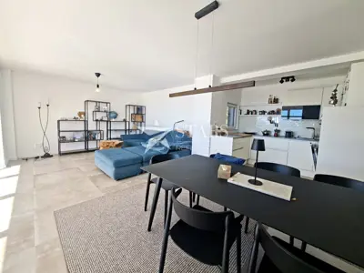 Penthouse 96 m², Pobri - Blick auf Kvarner und zwei Terrassen - 3