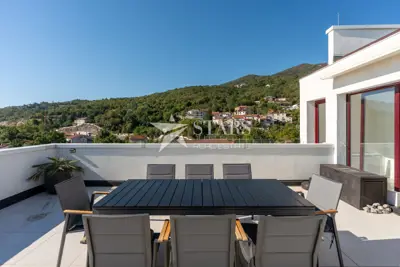 Opatija, Pobri - Penthouse s dvije prostrane terase i pogledom na Kvar - 4