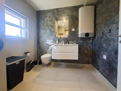 Penthouse 96 m², Pobri - Blick auf Kvarner und zwei Terrassen - 21