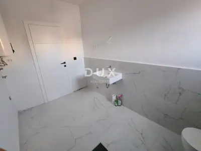 Stan 82 m², Privlaka - 2 spavaće sobe, terasa i vrt - 10
