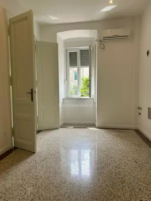 Apartment 81 m², Rijeka Centar - elegant layout and high ceilings - 5