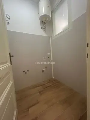 Apartment 81 m², Rijeka Centar - elegant layout and high ceilings - 8
