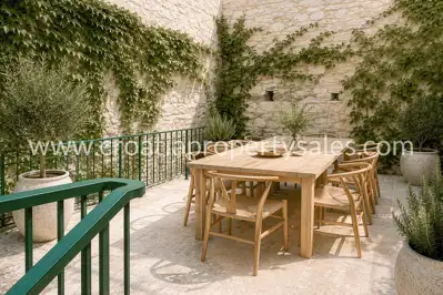 Kamena kuća 162 m², Kaštel Stari - povijesna jezgra - 6