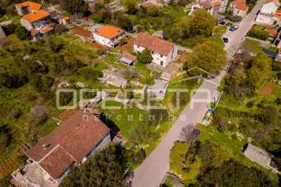Građevinsko zemljište 440 m², Žrnovo blizu Korčule, mirno okruženje - 10