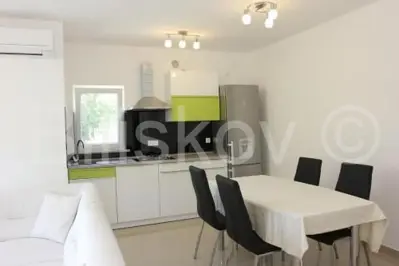 Vila 230 m², Splitska na Braču, bazen i pogled na more - 10
