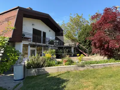 Imanje 17.711 m², Vlaškovec - panoramski pogled na Plešivicu