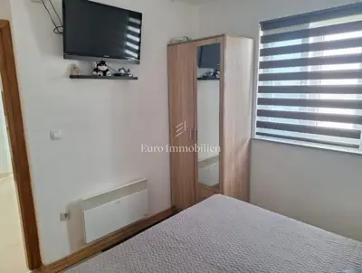 Apartment 32 m², Novalja - renovated, glazed loggia - 10