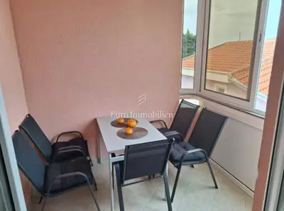 Apartment 32 m², Novalja - renovated, glazed loggia