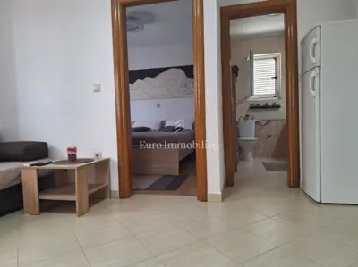 Apartment 32 m², Novalja - renovated, glazed loggia - 8