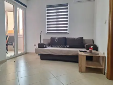 Apartment 32 m², Novalja - renovated, glazed loggia - 3