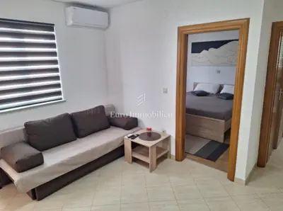 Apartment 32 m², Novalja - renovated, glazed loggia - 4