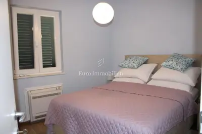 Kuća u Betini, blizu centra, dva apartmana - 4
