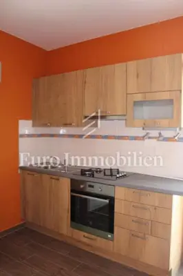 Kuća u Betini, blizu centra, dva apartmana - 7