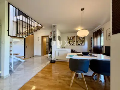 Apartment 100 m², Viškovo center - 2 floors and 2 garage spaces